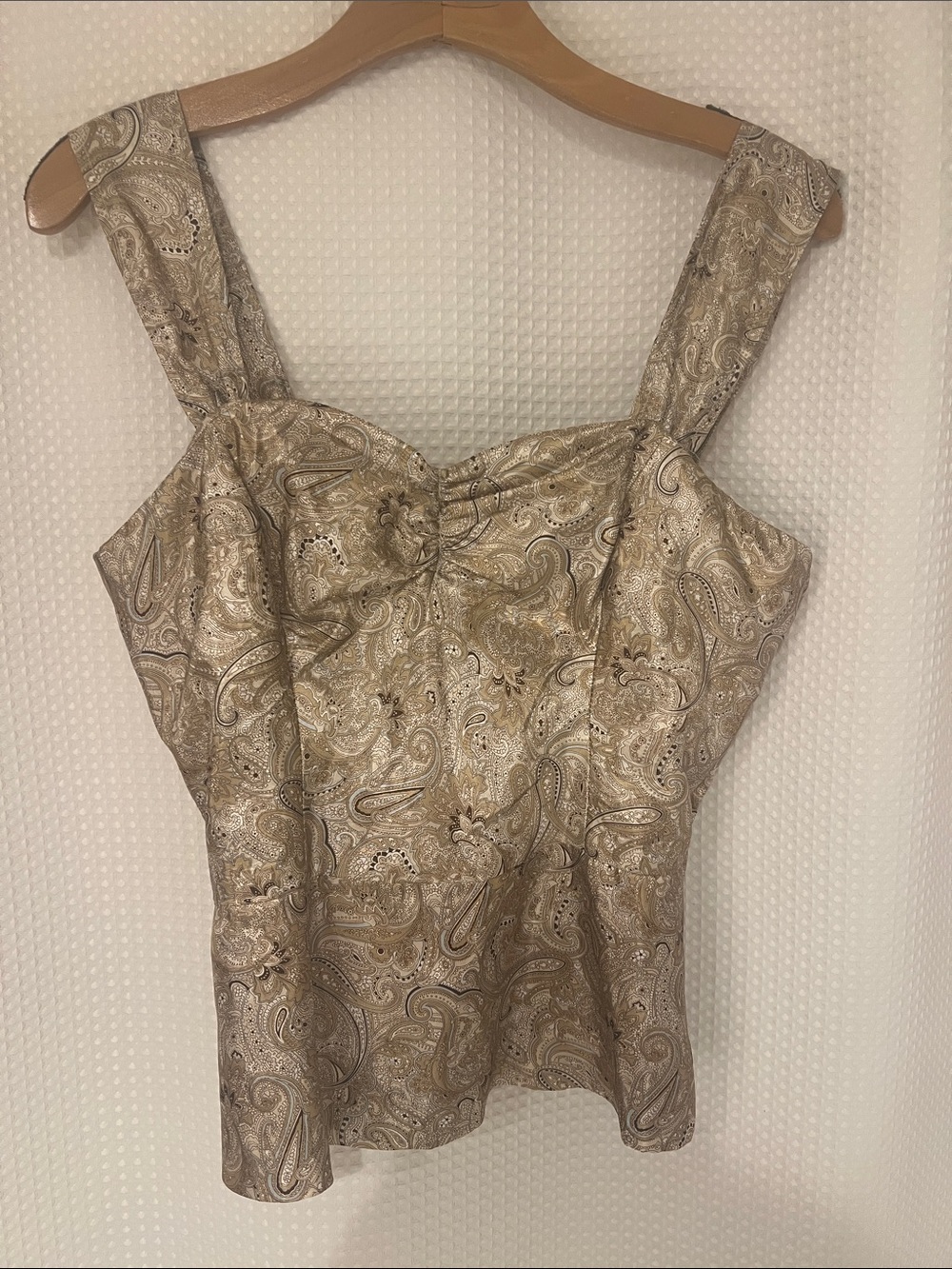 Penta Gold-Beige Paisley Square-Neck Camisole-made in USA-size 8